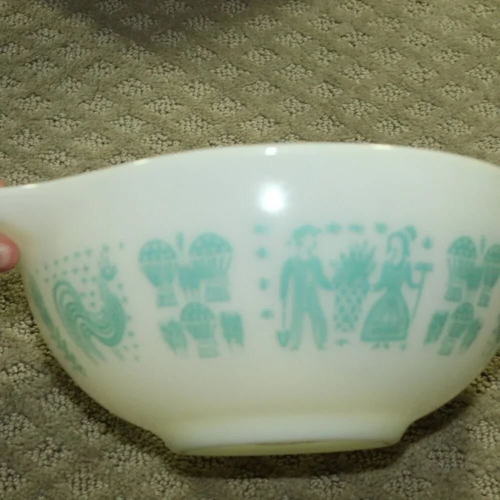 Vtg Pyrex Amish Butterprint Nesting Cinderella Mixing Bowls Set of 3 (442 - 444)